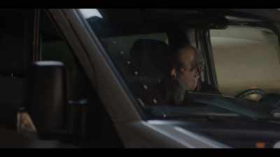 Oh, please. It's Christmas.
This is the least I can do. - Catch Me If You Claus