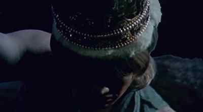 Oh, Queenie. - Queen Kong
