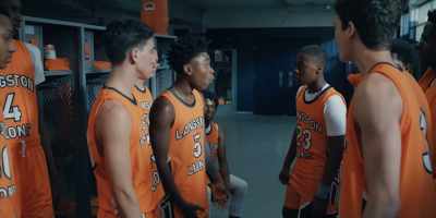 - Oh, really? Get a rebound, Vondie!
- When you hit a shot, maybe I would! - The Crossover