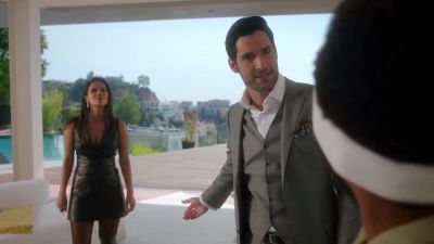 Oh, right, you can't see. - Lucifer