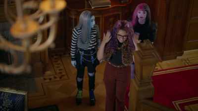 Oh, right, yes. Amazing.
Gonna be a big hit. - Monster High: The Movie