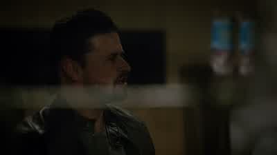 Oh! Get the girl! Over here, over here. - Scorpion