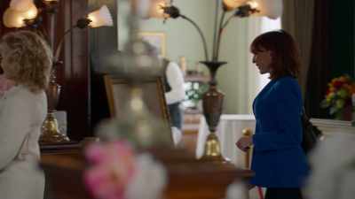 Oh, Sally did
such a fantastic job decorating. - Aurora Teagarden Mysteries: Something New