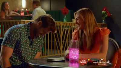 - Oh Sara, you know,
my mom and dad. - South Beach Love