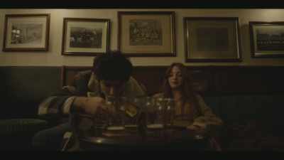 Oh!
SHE LAUGHS - Passenger