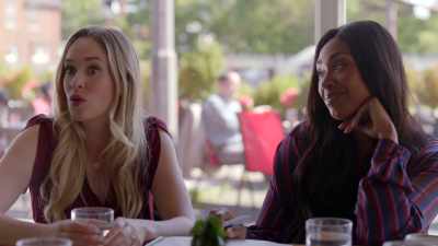Oh, she's checking out
the kitchen to see if - The Love Club: Tara’s Tune