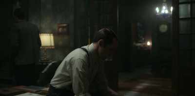 - Oh, she's staying here too?
- If she needs to, yes. - Shining Girls