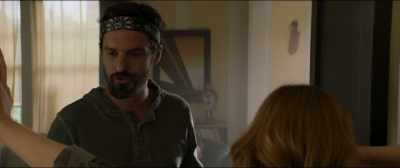 - Oh, shit!
- Hogan's in, uh, the library. - Tag