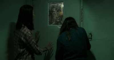 Oh, shit. It's locked. - Night Shift