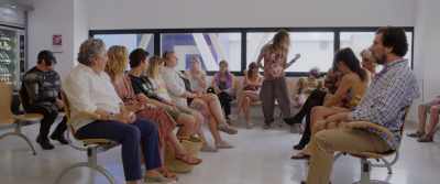 - Oh, shit! Okay, okay, okay, okay.
- Run! - Ibiza
