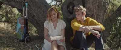 - Oh, we should get a picture.
- Oh, yeah. - Max and Me
