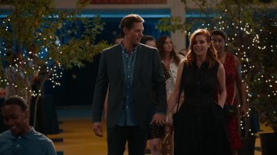 -Oh! Should we take these two? -Yeah. - Sweet Magnolias