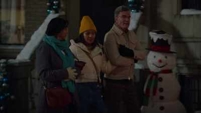 Oh, side note-- my friend Kylie,
the writer, is gonna be there. - Friends & Family Christmas