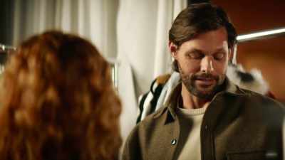 Oh, Simon is obsessed
with Victorian England, - Reindeer Games Homecoming