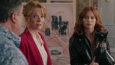 Oh, "Sometimes the wrong
man is the right answer"! - The Spencer Sisters