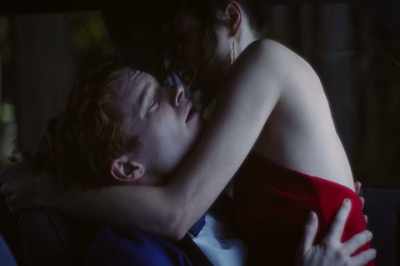 Oh, sorry, it feels so good.
It feels so good. - Bonding