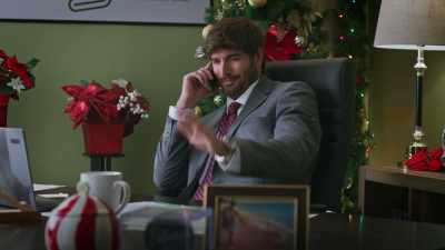 Oh, sorry, Madame Mayor. - Operation Mistletoe