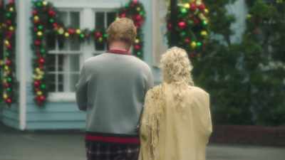 Oh Steve, you don't really need snow - Dolly Parton's Mountain Magic Christmas