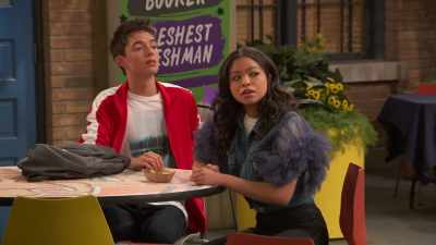 Oh, sure. I'm good. I'm good. - Raven's Home