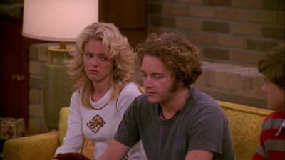 OH SURE WHEN THINGS GET UGLY SUDDENLY I'M FAMILY - That '70s Show