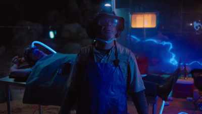 Oh, T, uh, Dexter has this camera
thing, this Mini RV from Japan, - Foil
