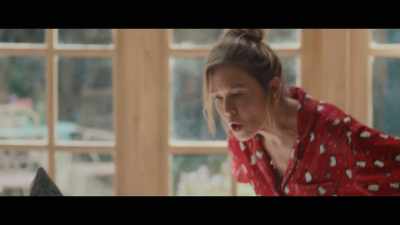 Oh, thank God you picked up. - Bridget Jones: Mad About the Boy