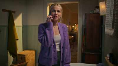 Oh, thank
god you're there. - Maggie