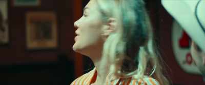 - Oh, thank you. - Woman in the Maze