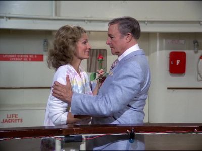 Oh, that was nice. - The Love Boat