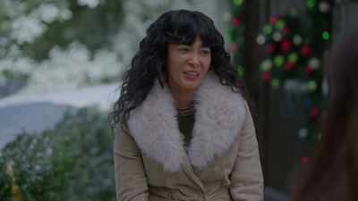 Oh, that was so good.
Thank you. - Christmas on Cherry Lane