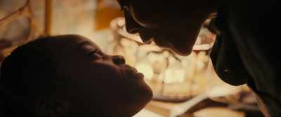 Oh! That toothpaste. - The Man Who Fell to Earth