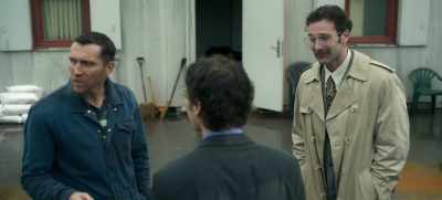 Oh, that's Derek.
He's a good lad. Just gets hot. - Toxic Town