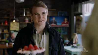 Oh, that's okay,
I just had breakfast. - Murder, She Baked: Just Desserts