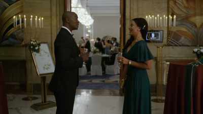 Oh... that's-- - The Groomsmen: First Look