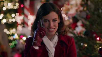 Oh. That's the only time
they can see me? Okay. - I'm Glad It's Christmas