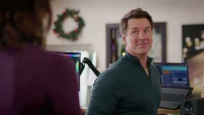 Oh, that's too bad 'cause… - I'm Glad It's Christmas