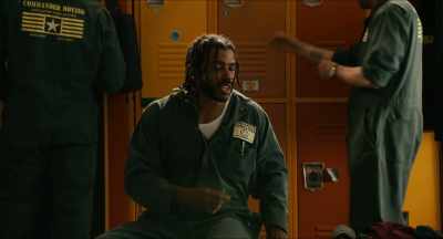 - Oh!
- That's too far. That's too far. - Blindspotting