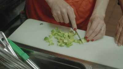 Oh, that's too small,
you cut like this. - Potato Dreams of America