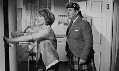 Oh, the cupboard! - The Battle of the Sexes