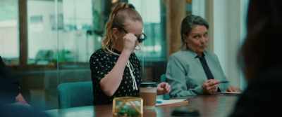 Oh, the glasses. Yeah.
Transitions. I don't know. Not working. - The Re-Education of Molly Singer