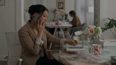 Oh, but the wedding
is three days away, - The Wedding Cottage
