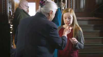 Oh there you are dear,
thank-you so much. - Christmas at the Chateau
