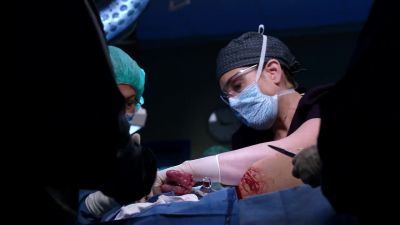 Oh, there he is. - Chicago Med