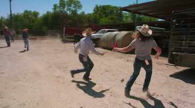 - Oh, there it went on the inside.
- Whoop on him! - How to Be a Cowboy