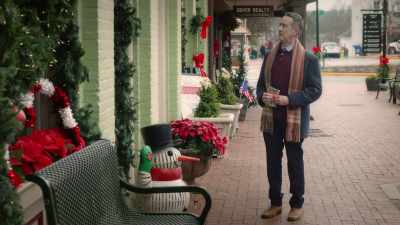 Oh, there's
someone you should know, - A Taste of Christmas