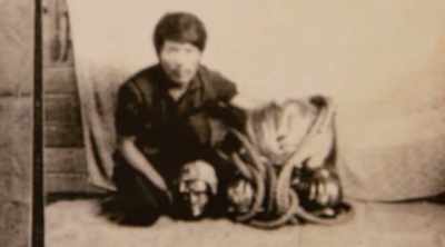 ‐ Oh, there's the Buddha - Lost Gold of World War II