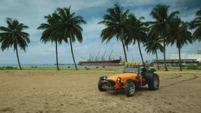 Oh, there's wheel-spin there.
No, I'm not getting any grip. - The Grand Tour