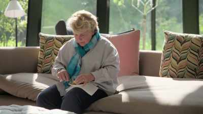 Oh, these are just heaven. - Extraordinary Escapes with Sandi Toksvig