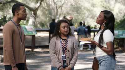 Oh. They sell clam chowder at the zoo. - Abbott Elementary