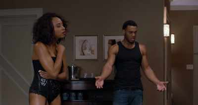 Oh, that thing right there,
that go right across his body, so... - A Madea Family Funeral